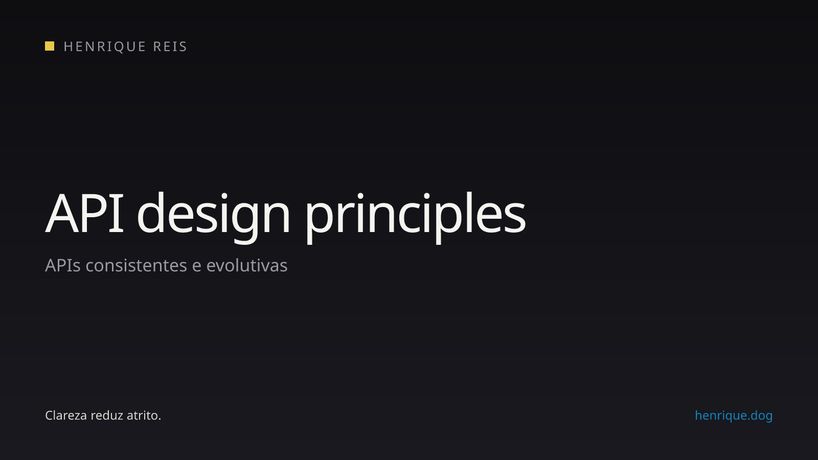 Capa editorial com o título API design principles