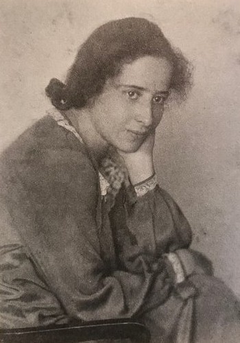 Retrato de Hannah Arendt em 1924