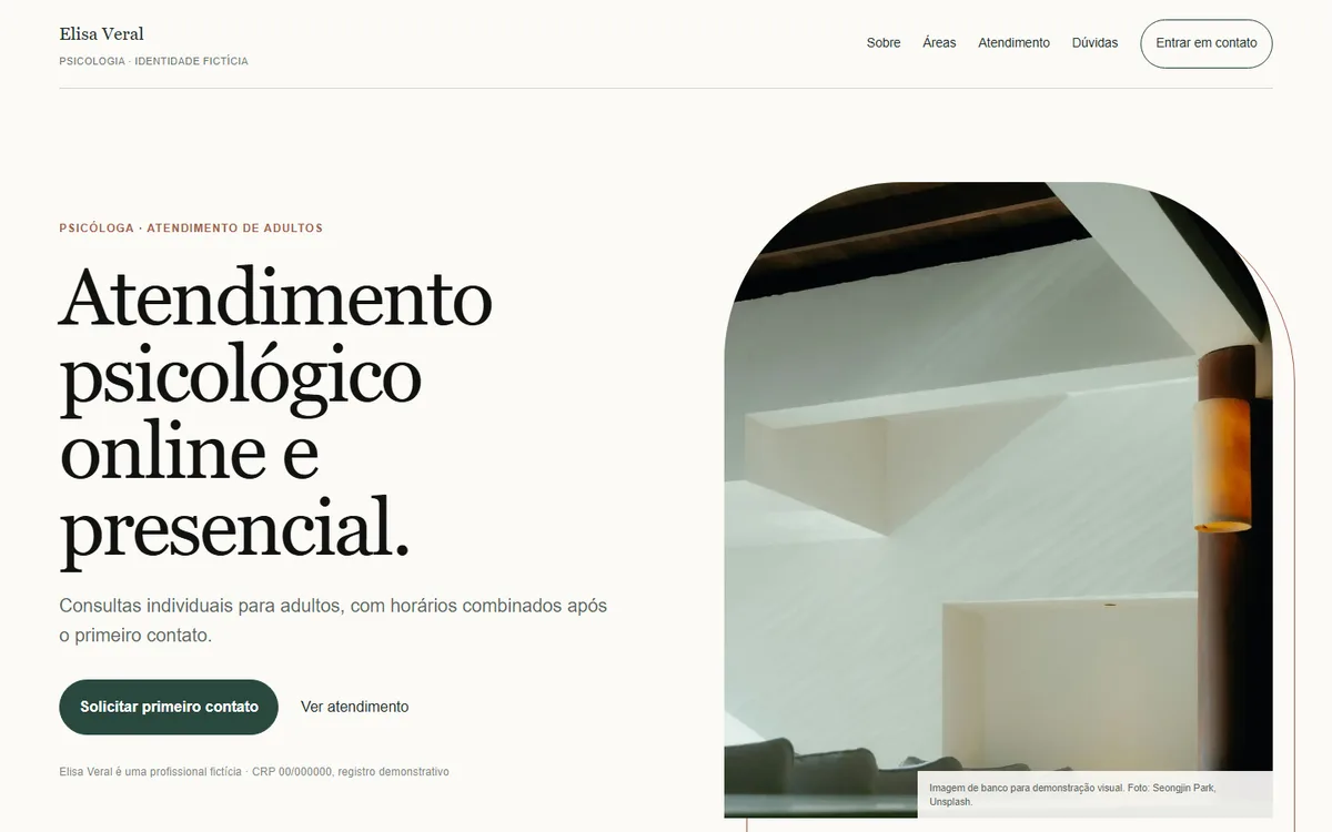 Prévia do site demonstrativo de Psicologia de Elisa Veral, identidade fictícia.